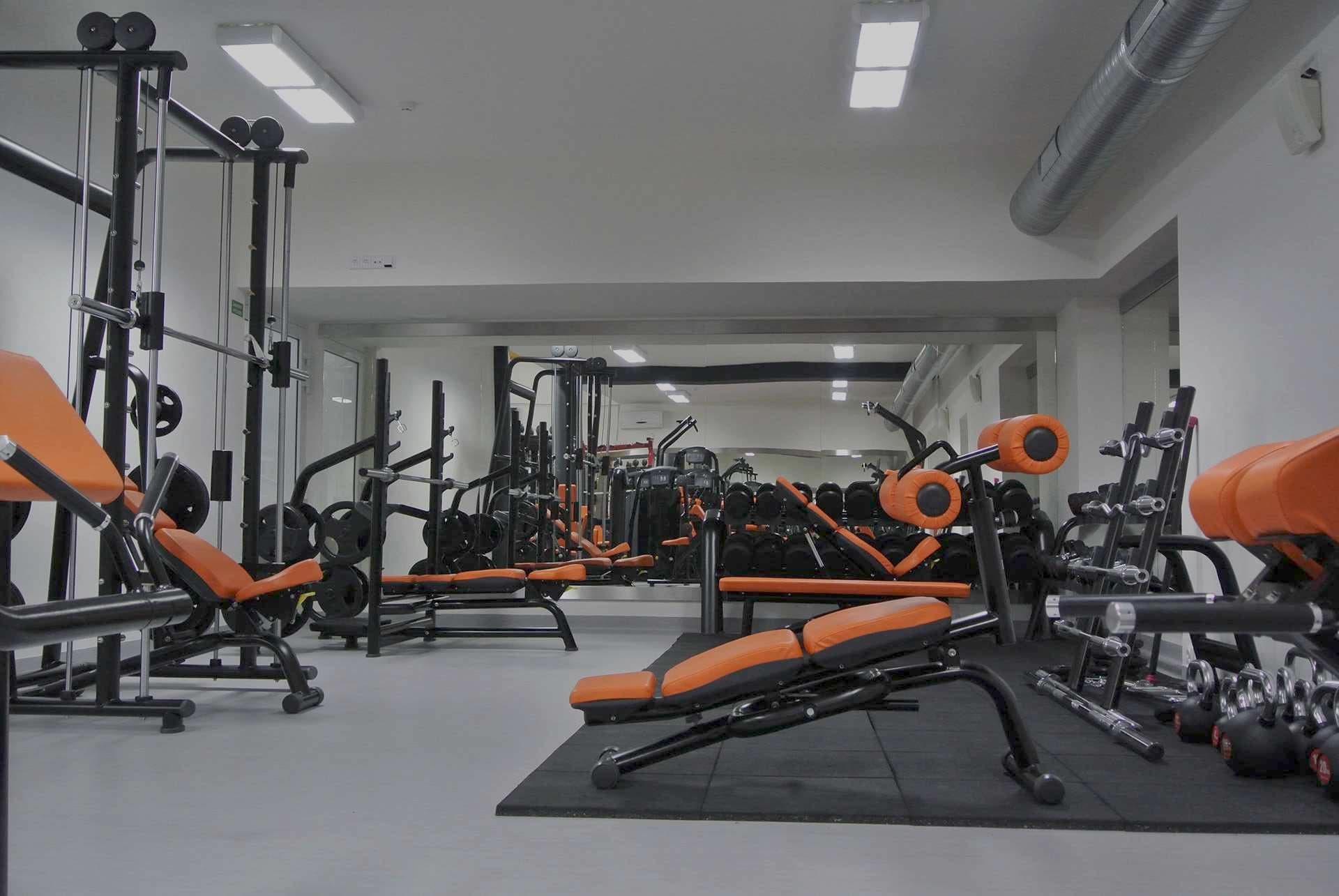 Posilovna / GYM